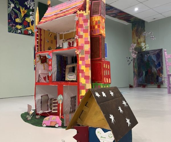 Family Art Fun Day - Build a Dream House14